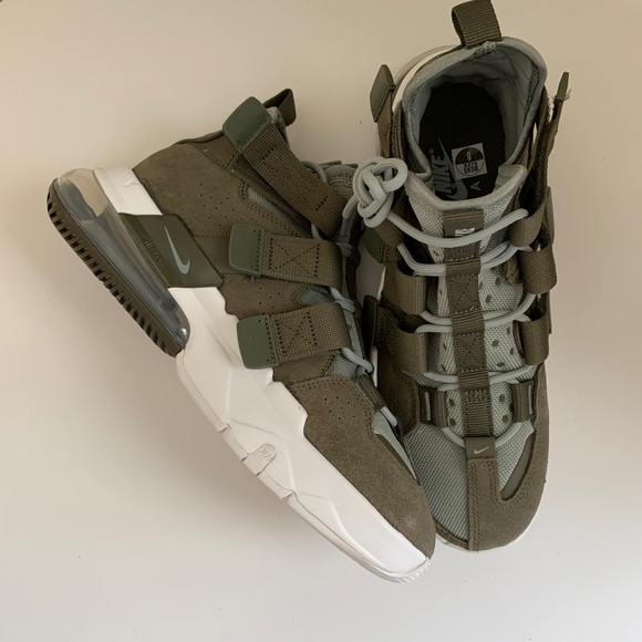 Nike Air Edge 270 - Picture 8 of 9